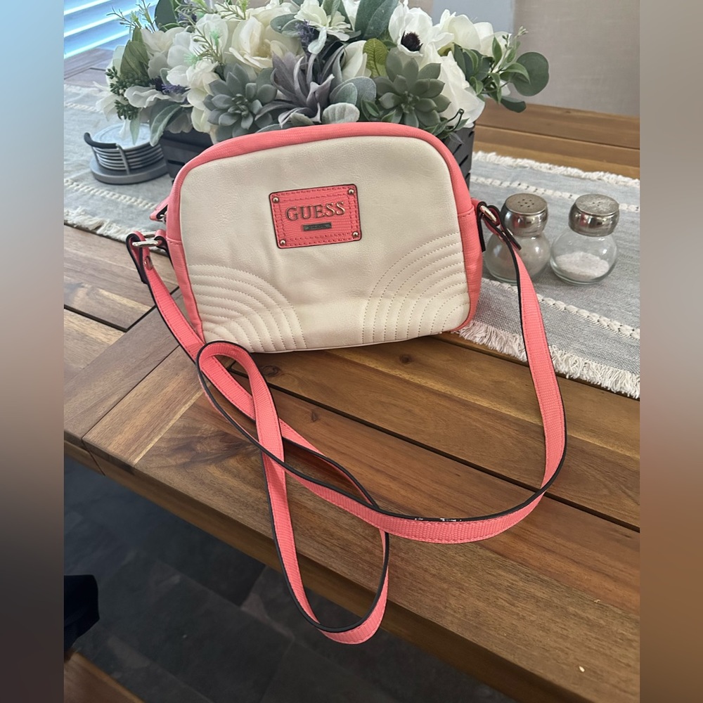 Guess Crossbody bag